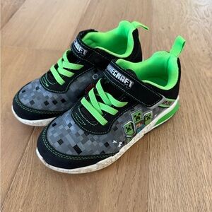 Minecraft Kids' light up Sneaker